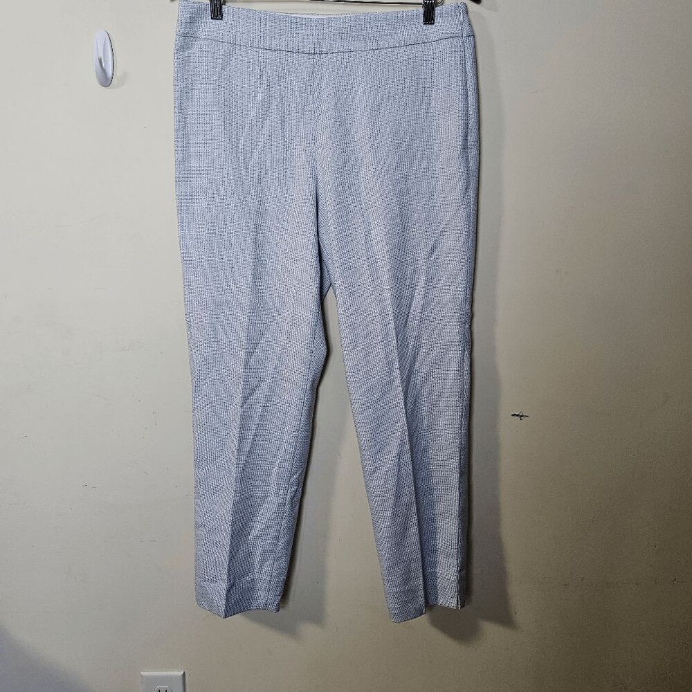 Talbots Light Blue Seersucker Cropped Pants